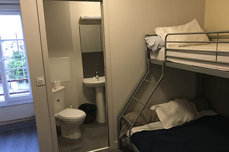 Chambres confortables pour 1 à 4 personnes au Mans